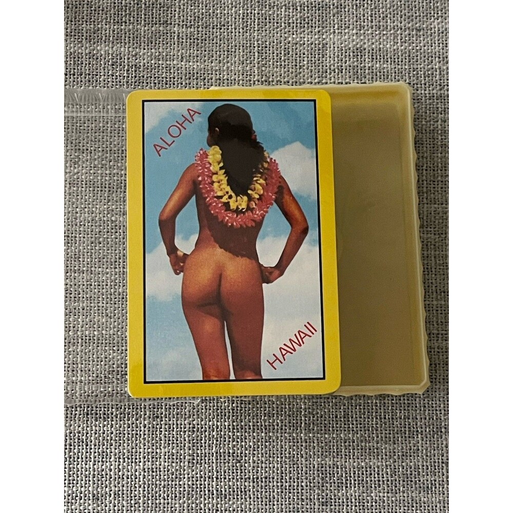HAWAII BEAUTIFUL BOTTOMLESS WOMEN CARD DECK GREAT FOR ANY VINTAGE COLLECTION!